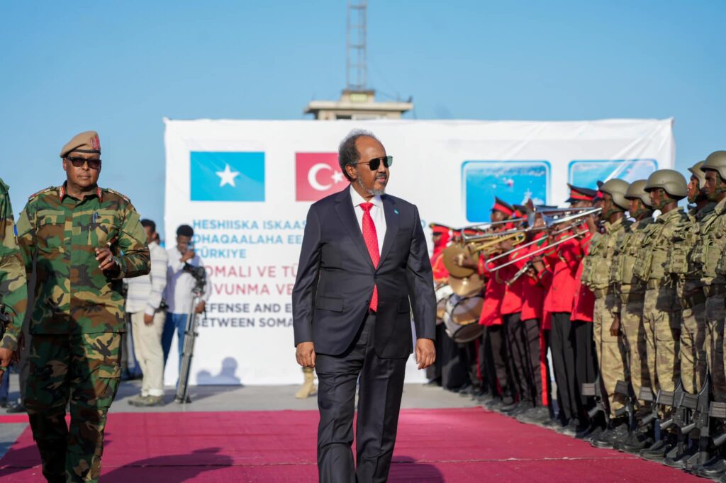 Somali President Welcomes *Oruc Reis* Vessel in Mogadishu for Historic Oil Exploration